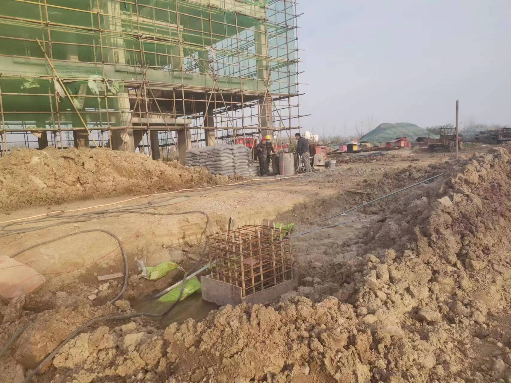 金秀当桥梁出现裂缝的时候应该及时加固修补